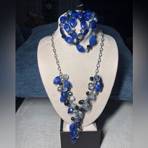 Elegant Blue and Silver Necklace Set
